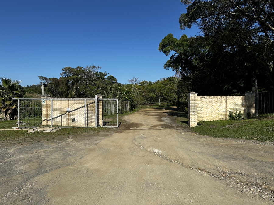 To Let Commercial Property for Rent in Wilsonia Eastern Cape